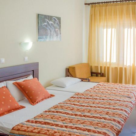 Delfini Hotel Skala Potamia  Buitenkant foto
