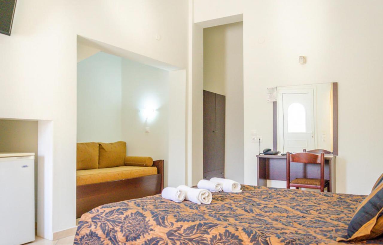 Delfini Hotel Skala Potamia  Buitenkant foto