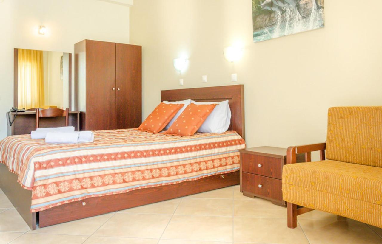 Delfini Hotel Skala Potamia  Buitenkant foto