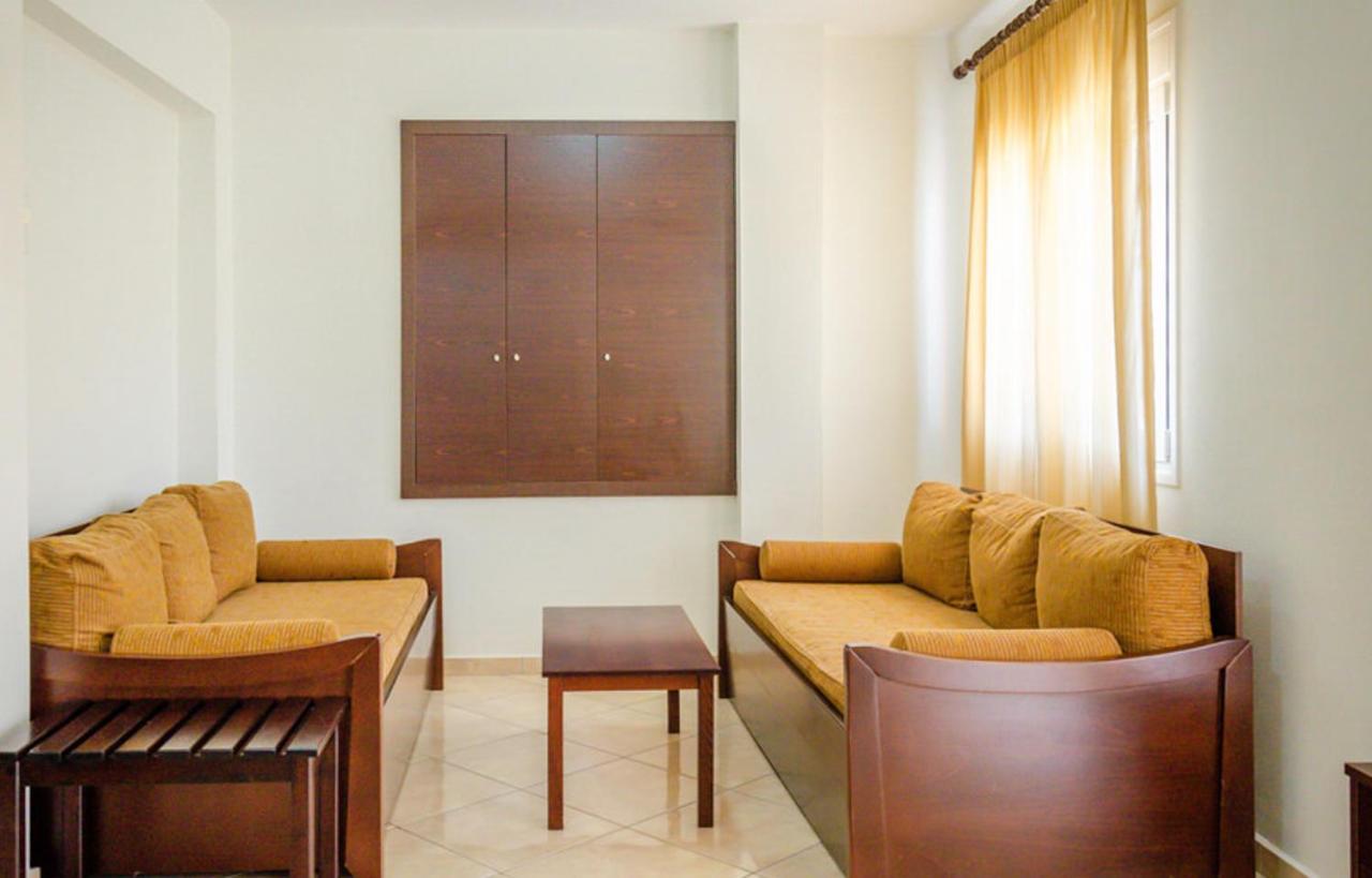 Delfini Hotel Skala Potamia  Buitenkant foto